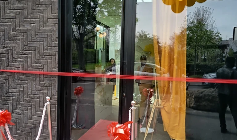 Inauguration local KLIN GROUPE - Saint-Denis
