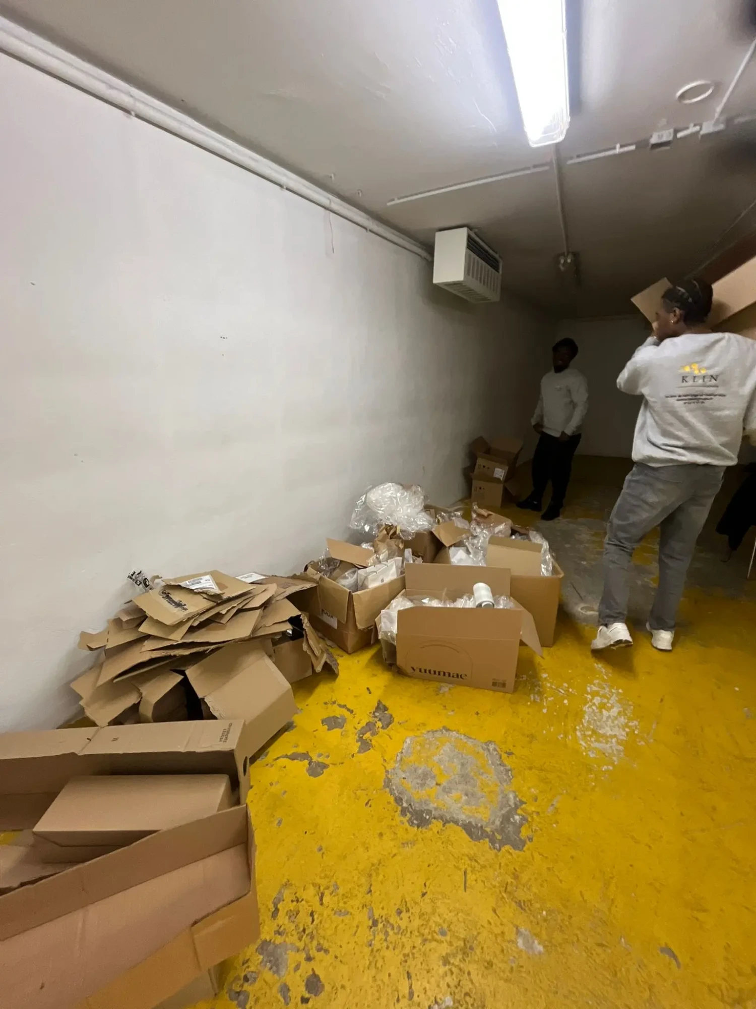 Nettoyage de sous-sol en Ile-de-France – équipe KLIN GROUPE